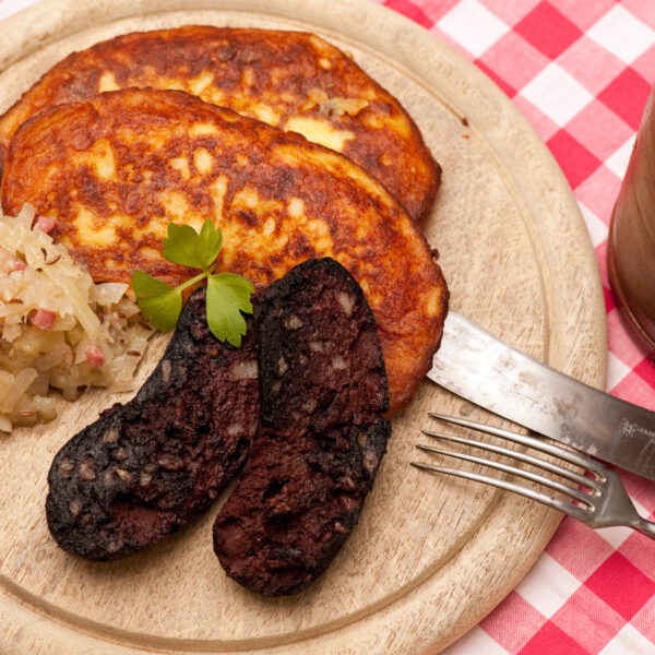 Drolln mit gebackenen Klößen und Sauerkraut