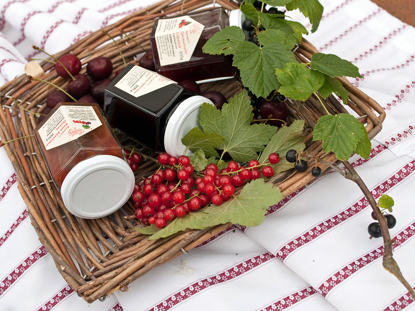 Konfitüre, Marmelade und Gelees aus fränkischem Beerenobst ...