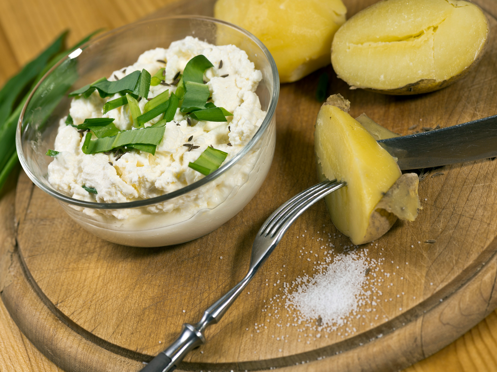 Weißer Käse mit Pellkartoffeln - Genussregion Oberfranken