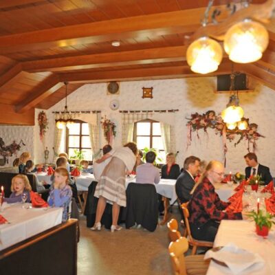Opel`s Sonnenhof - Wirtshaus im Grünen, Bindlach