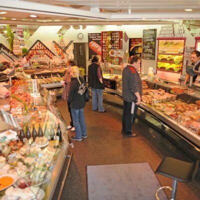M. MAX GmbH Fleischerfachgeschäft, Hof