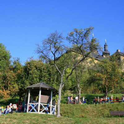 Banz: Besuch in der klösterlichen Streuobstanlage