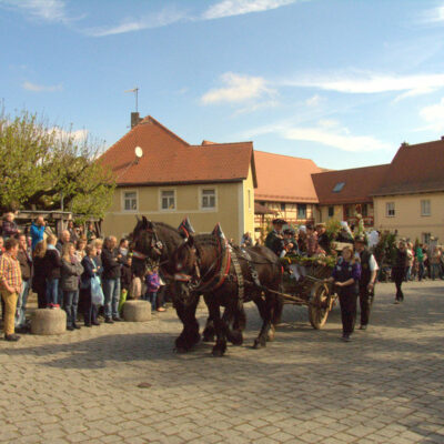 Effeltrich: Georgiritt und Georgiprozession