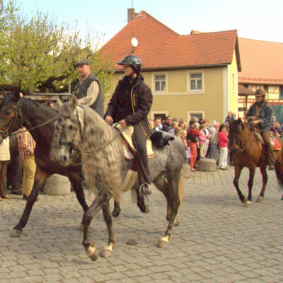 Effeltrich: Georgiritt und Georgiprozession