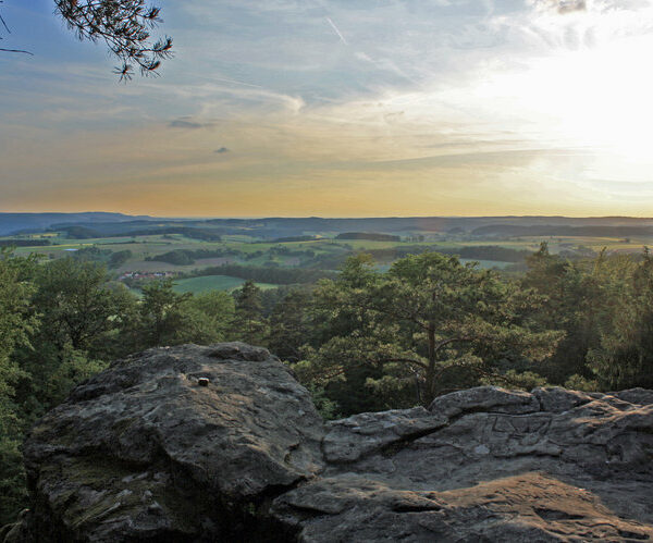 Haßberge: Wanderung zum Veitenstein