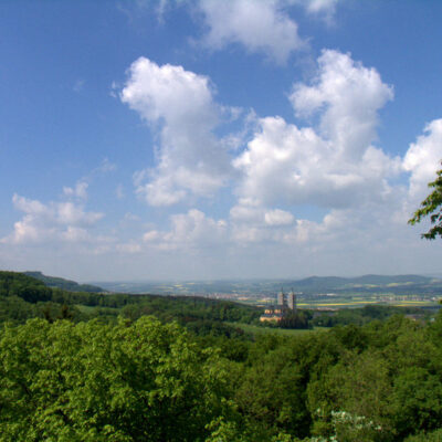 Klosterlangheim: Zum Weißen Kreuz und zum Viktor von Scheffel-Blick