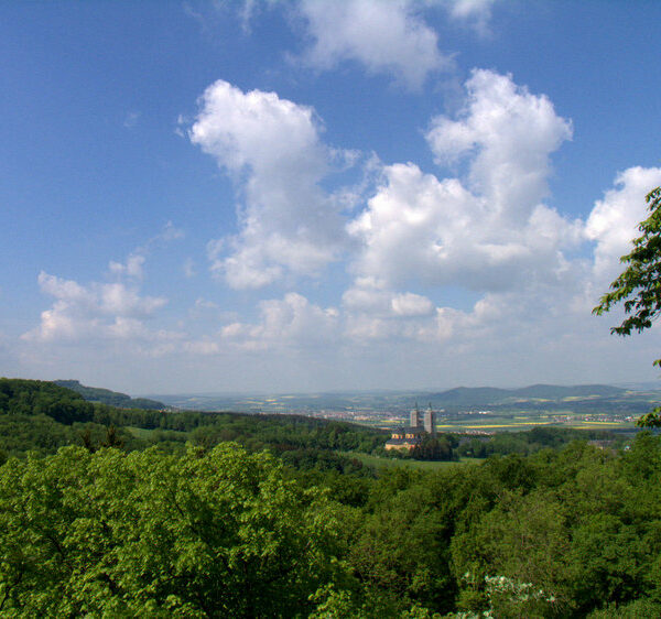 Klosterlangheim: Zum Weißen Kreuz und zum Viktor von Scheffel-Blick