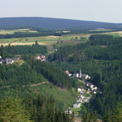 Schwarzenbach am Wald: Abenteuer Erdgeschichte - auf dem Geopfad Döbraberg - Eisenbachtal